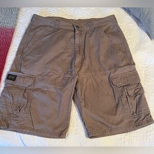 Wrangler Men’s Brown Cargo Shorts Size 34